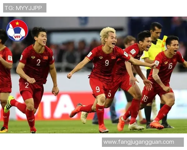 成都足球队的崛起之路：世界杯特别报道中的奋斗与荣耀